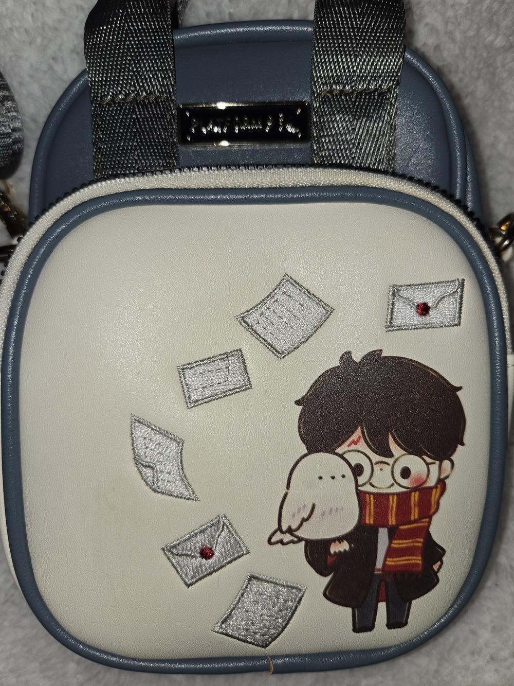 Bioworld Cream and Blue Harry Potter Character Crossbody Bag - Picture 4 of 15